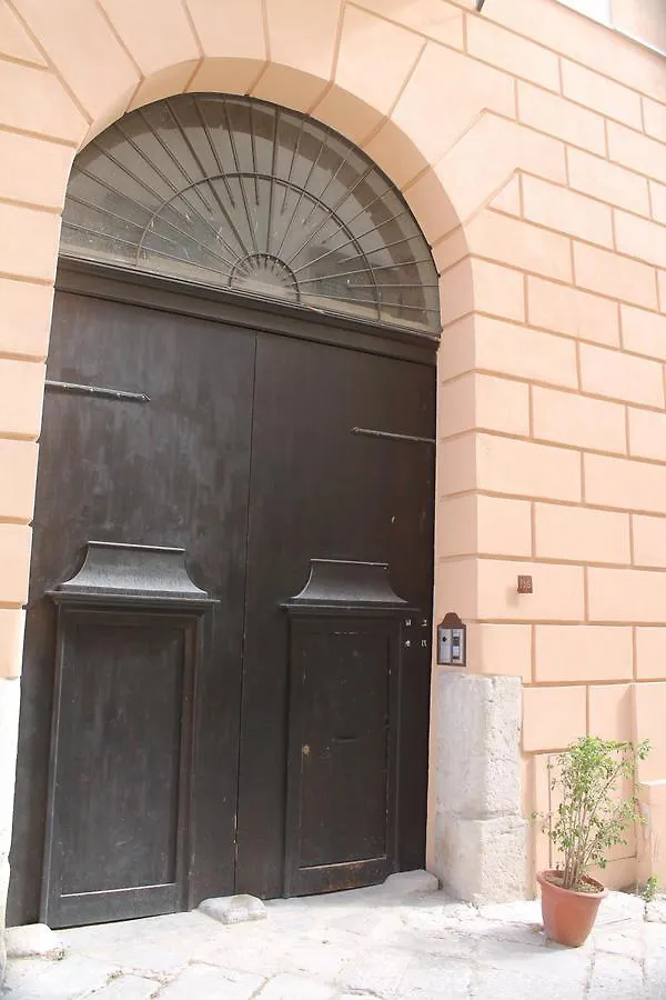 Holiday home L' Argania Holiday House Villa Palermo